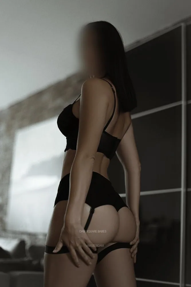 Aida Amsterdam escort